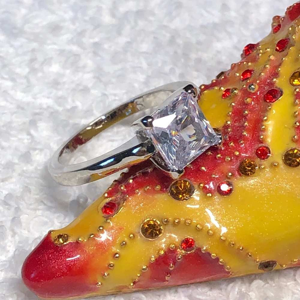 Square solitaire ring-NWOT - Picture 9 of 10
